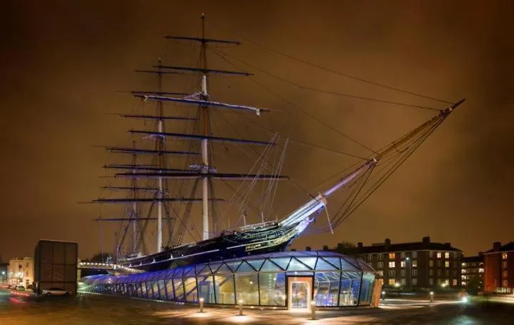 Black Pearl And Captain Sparrow London